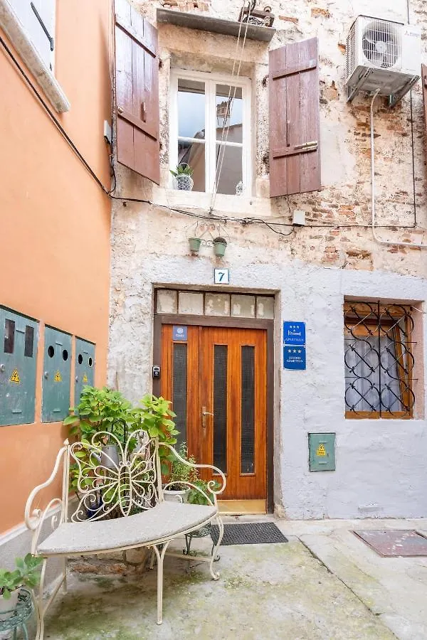 Casanoa Old Town Rovinj Apartment Croatia